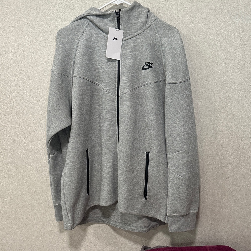 Nike tech Heather Gray Zip-Up Jacket